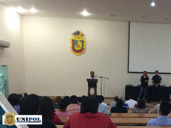 Presentación de la Rectora de la Universidad Policial